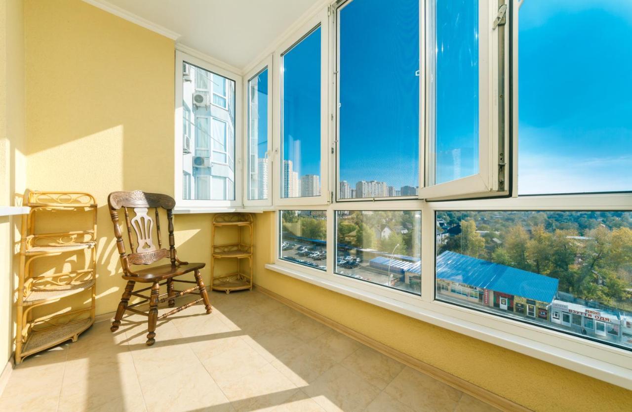Apartment прекрасная однокомнатная с чудесным видом из окна
